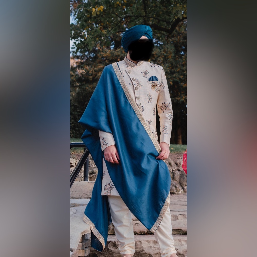 Men’s Threadwork Sherwani with ALL ACCESSORIES